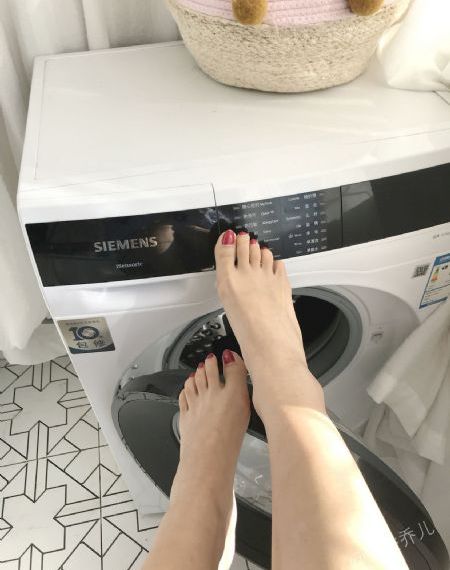 电影年轻的嫂子3_1080在线视频播放