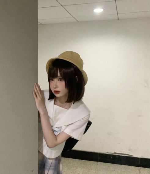 嫩草研究院官网_720在线观看电视