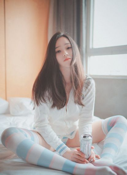 《艳色》写真在线观看_BD免费观看