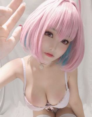 三级蔷薇之恋在线_1080全集免费播放